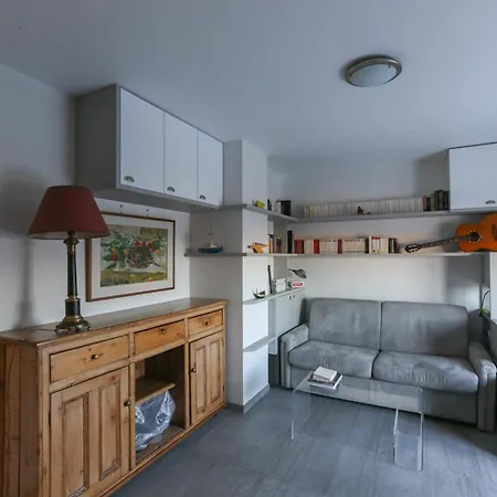 Appartement Renovated Studio With A Beautiful Terrace *